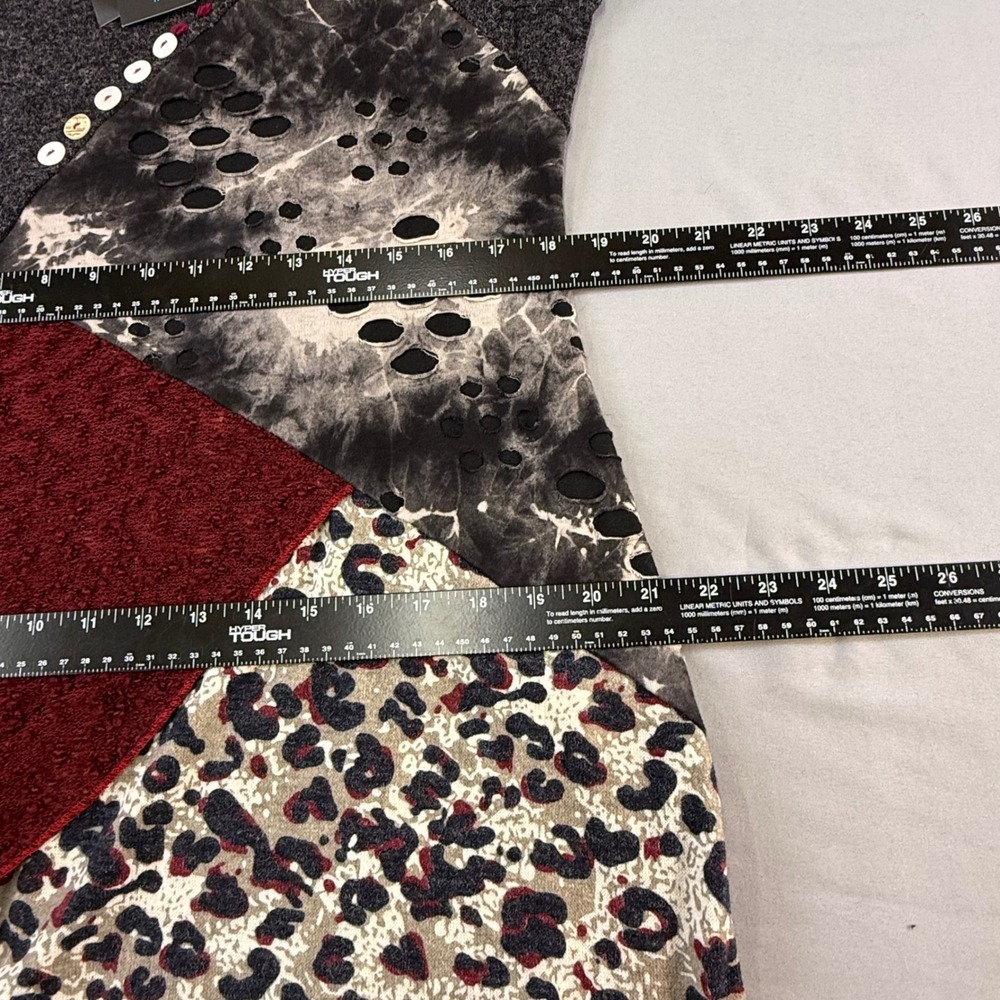 Shana Apparel Mixed Media Patchwork Tunic Top Black Red Leopard Print Womens M - Picture 6 of 16